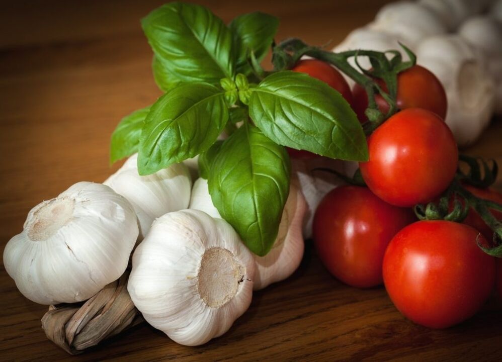 tomato and garlic from human parasites